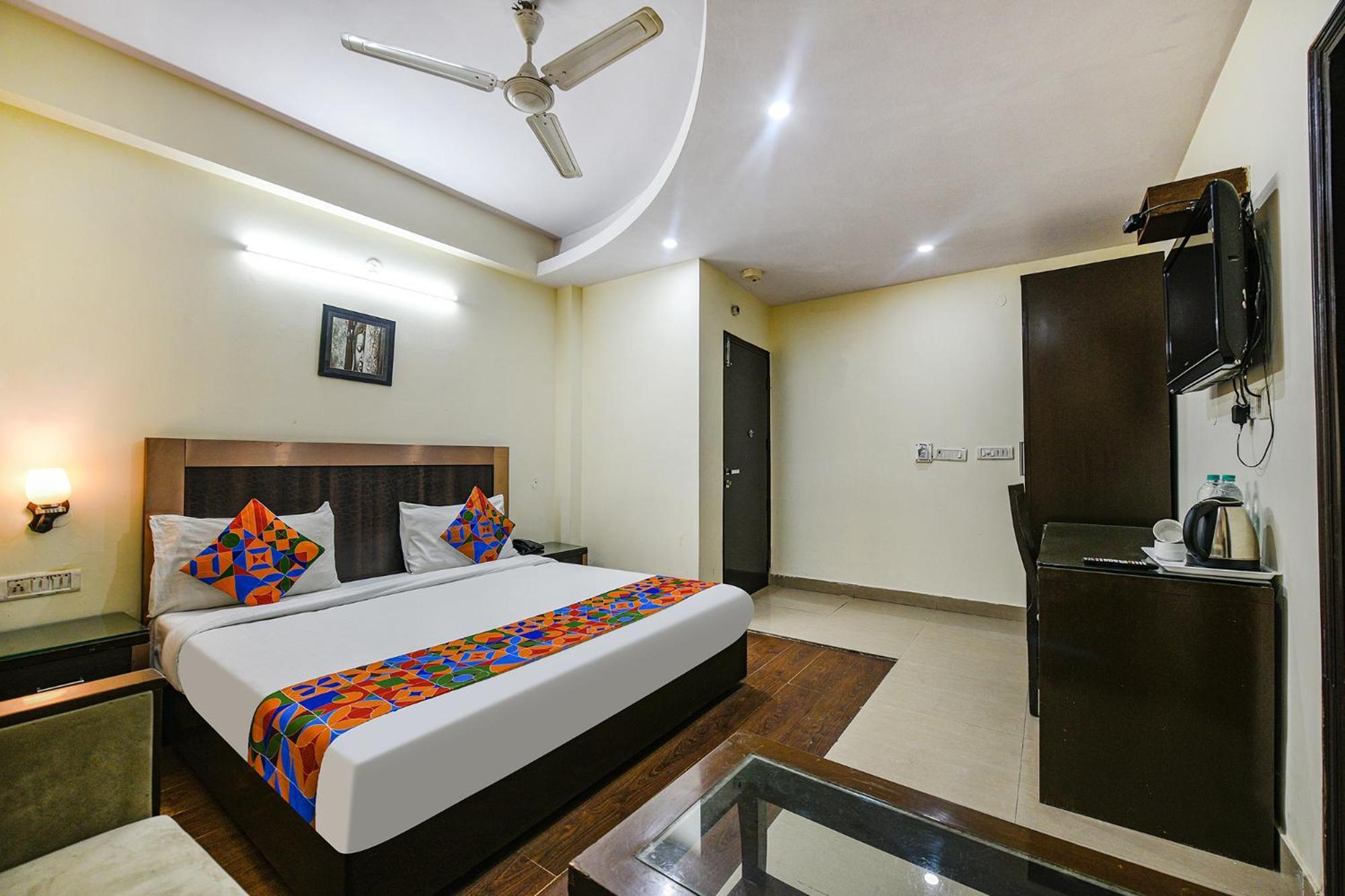 Fabhotel Swiss International Patel Nagar New Delhi Exterior photo